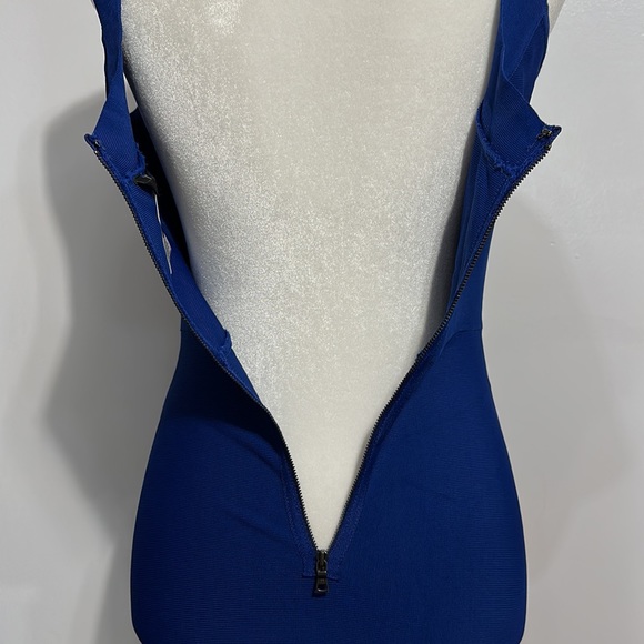 BCBG WOMEN’S SEXY BODYCON MIDI DRESS - Picture 7 of 9